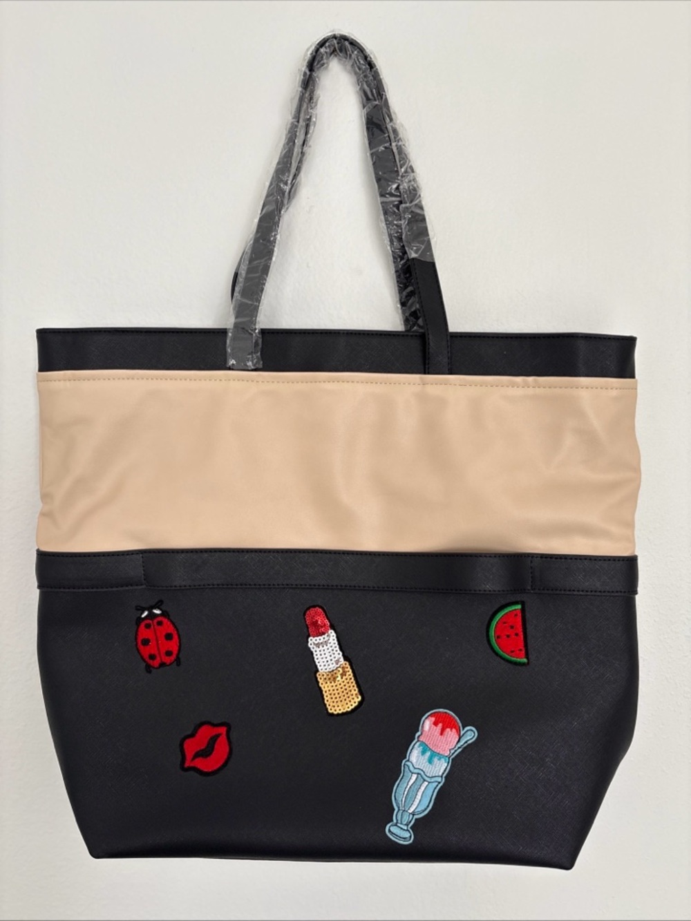 Thale BlancBeige and Black Patch Tote Bag + dust bag Fun Embroidered Patches